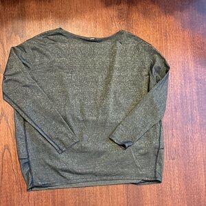 LuluLemon Black/Gold Metallic Long Sleeve Top